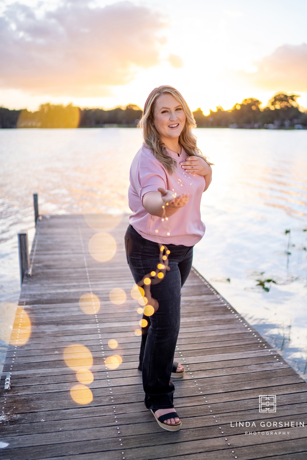 This image has an empty alt attribute; its file name is Linda-Gorshein-Photography-Orlando-Senior-Portraits-Miya-7.jpg